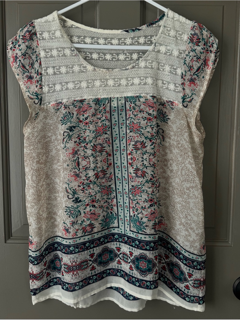 Women's Cream Floral Lace Yoke Cap Sleeve Top